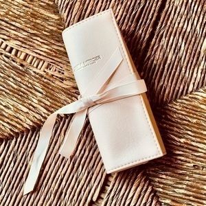 ✨💖 Laura Mercier Ballet Themed Pink Cosmetic Brush Roll ✨